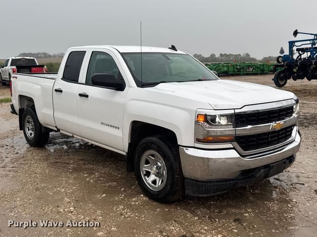Image of Chevrolet 1500 equipment image 2