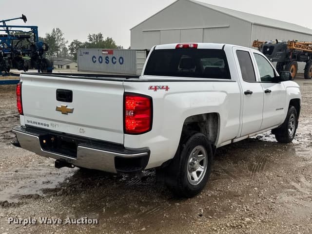 Image of Chevrolet 1500 equipment image 4
