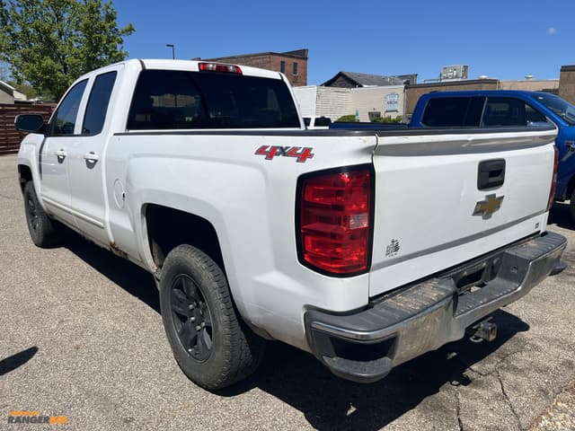 Image of Chevrolet 1500 equipment image 2