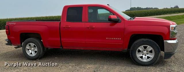 Image of Chevrolet 1500 equipment image 3