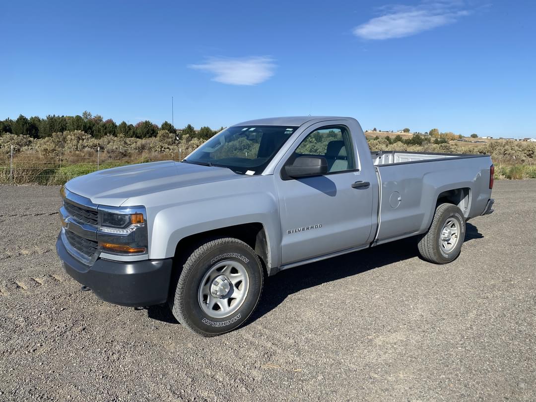 Image of Chevrolet Silverado Primary image