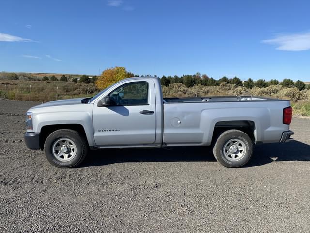 Image of Chevrolet Silverado equipment image 1