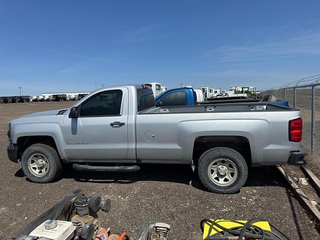 Image of Chevrolet 1500 equipment image 1