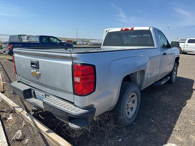 Image of Chevrolet 1500 equipment image 3