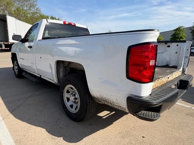 Image of Chevrolet 1500 equipment image 3