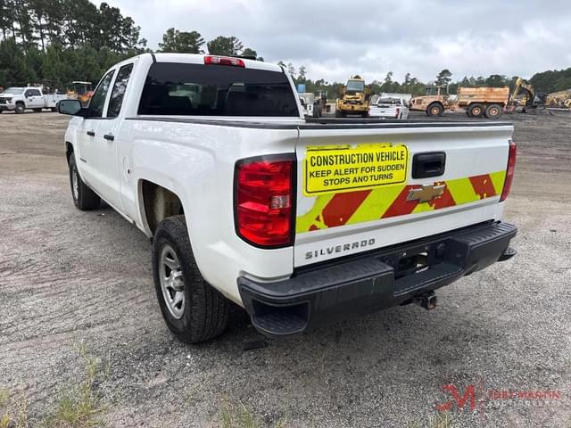 Image of Chevrolet 1500 equipment image 3