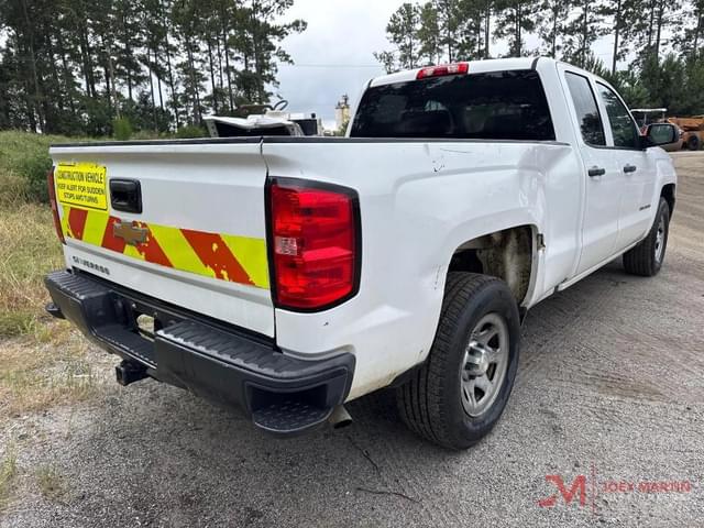 Image of Chevrolet 1500 equipment image 2