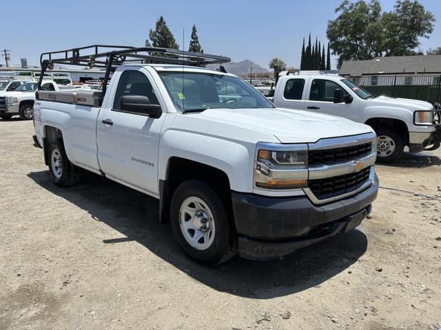 Image of Chevrolet 1500 equipment image 2