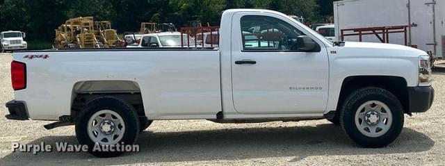 Image of Chevrolet 1500 equipment image 3