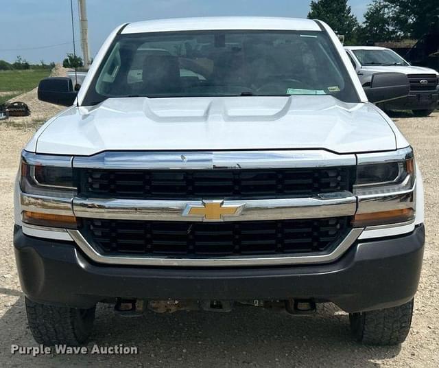 Image of Chevrolet 1500 equipment image 1