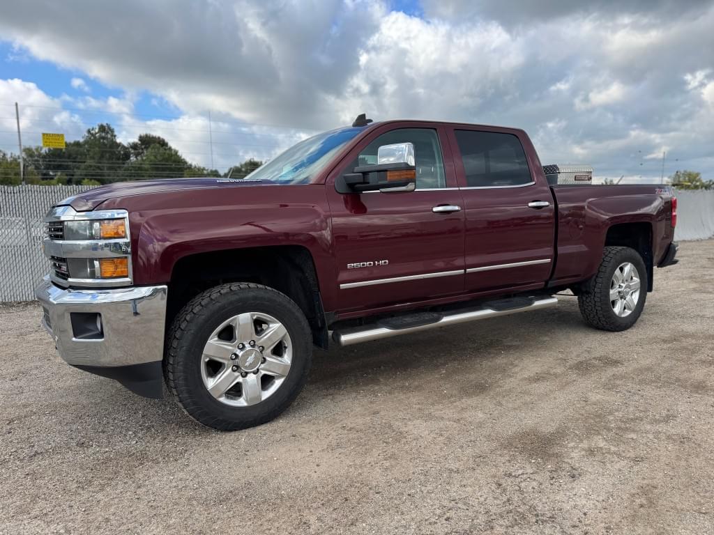 Image of Chevrolet 2500HD Image 0