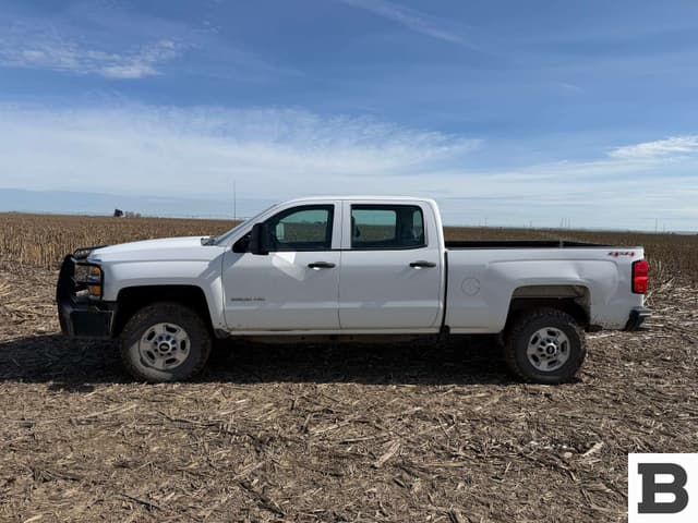 Image of Chevrolet 2500HD equipment image 1