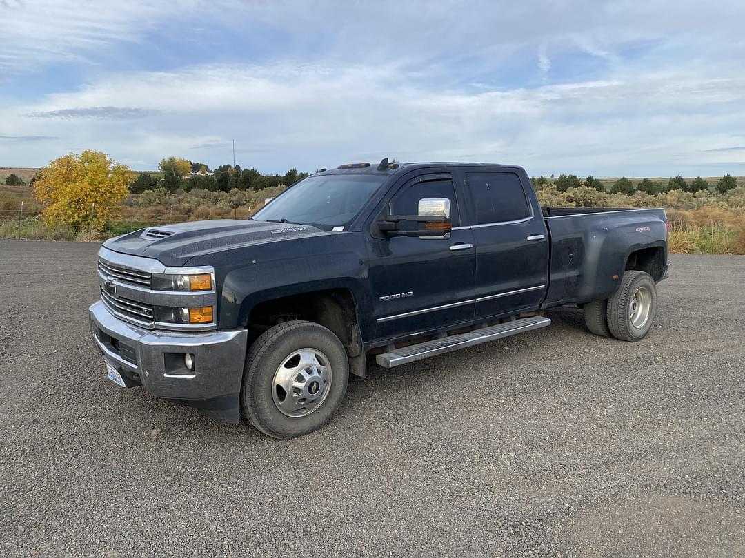 Image of Chevrolet 3500 Primary image