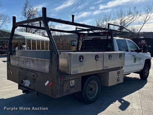 Image of Chevrolet 3500HD equipment image 4