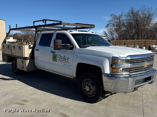 Image of Chevrolet 3500HD equipment image 2