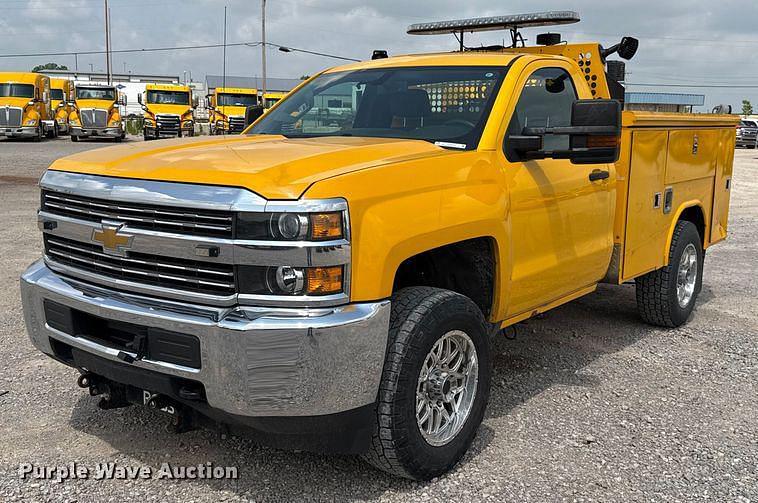 Image of Chevrolet 3500HD Primary image