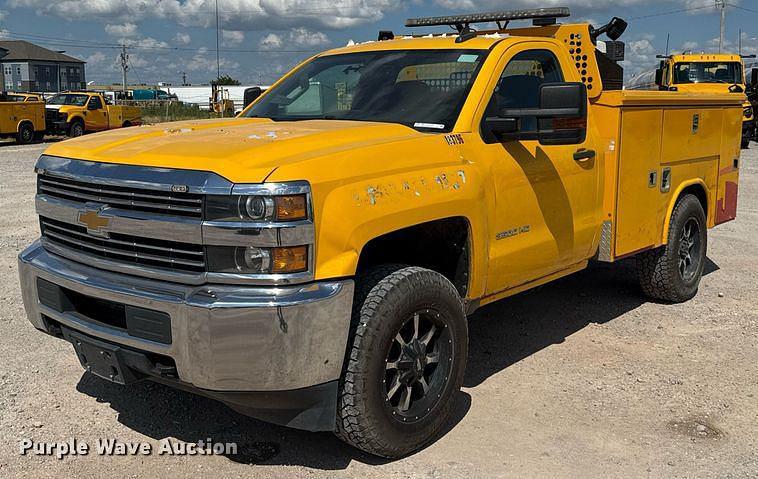 Image of Chevrolet 3500HD Primary image