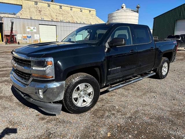 Image of Chevrolet Silverado equipment image 1