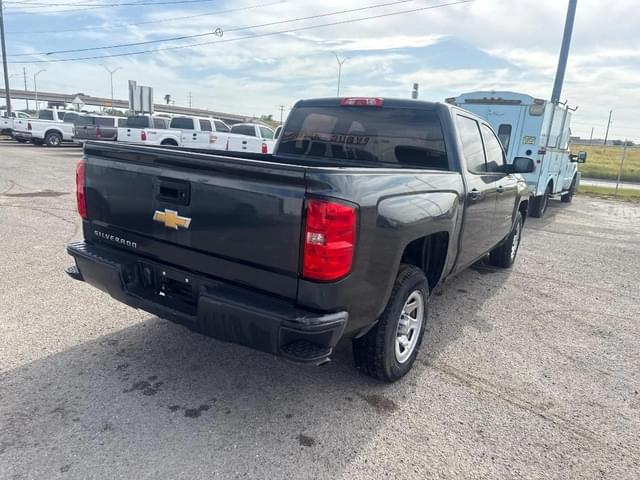 Image of Chevrolet Silverado equipment image 4