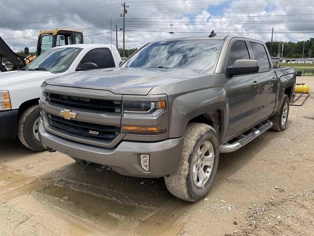 Image of Chevrolet Silverado Primary image