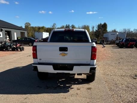 Image of Chevrolet Z71 equipment image 4