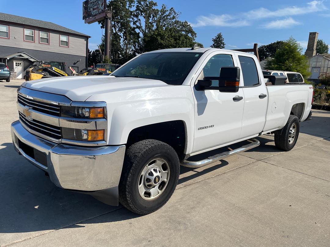 Image of Chevrolet 2500HD Primary image