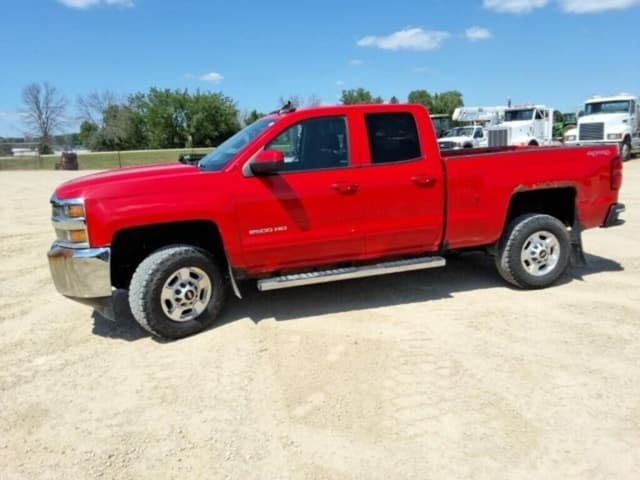 Image of Chevrolet 2500HD equipment image 1