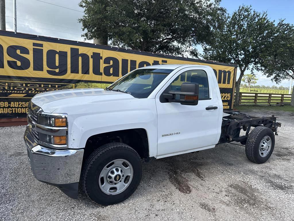 Image of Chevrolet 2500HD Primary image