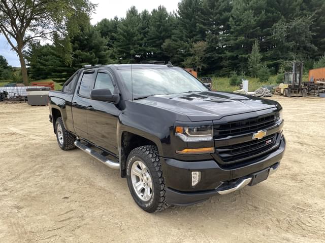 Image of Chevrolet 1500 equipment image 2