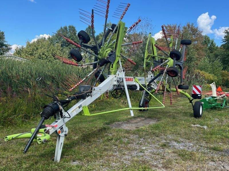 2017 CLAAS Liner 1650 Equipment Image0