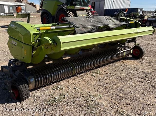 Image of CLAAS 380 equipment image 2