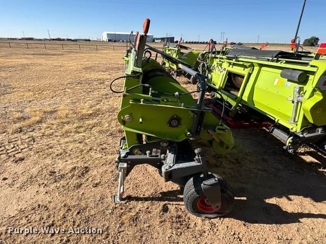 Image of CLAAS 380 equipment image 2