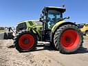 2017 CLAAS Axion 880 Image