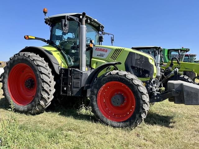 Image of CLAAS Axion 880 equipment image 1