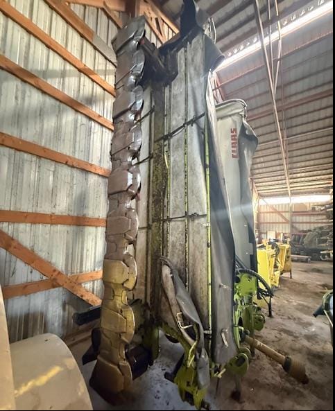 2017 CLAAS 1100 Disco/3600F Disco Equipment Image0