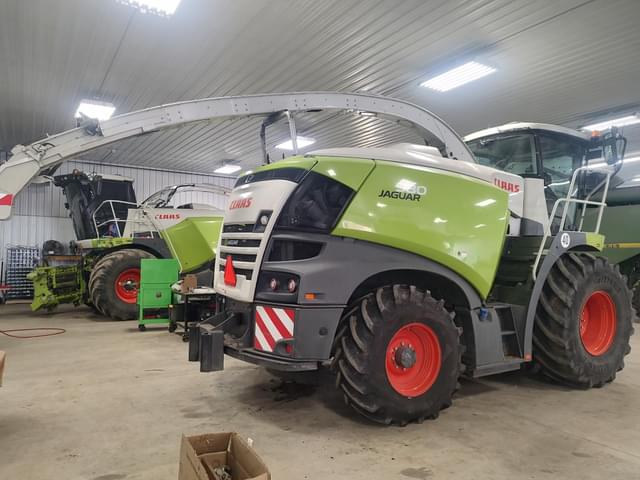 Image of CLAAS Jaguar 980 equipment image 2
