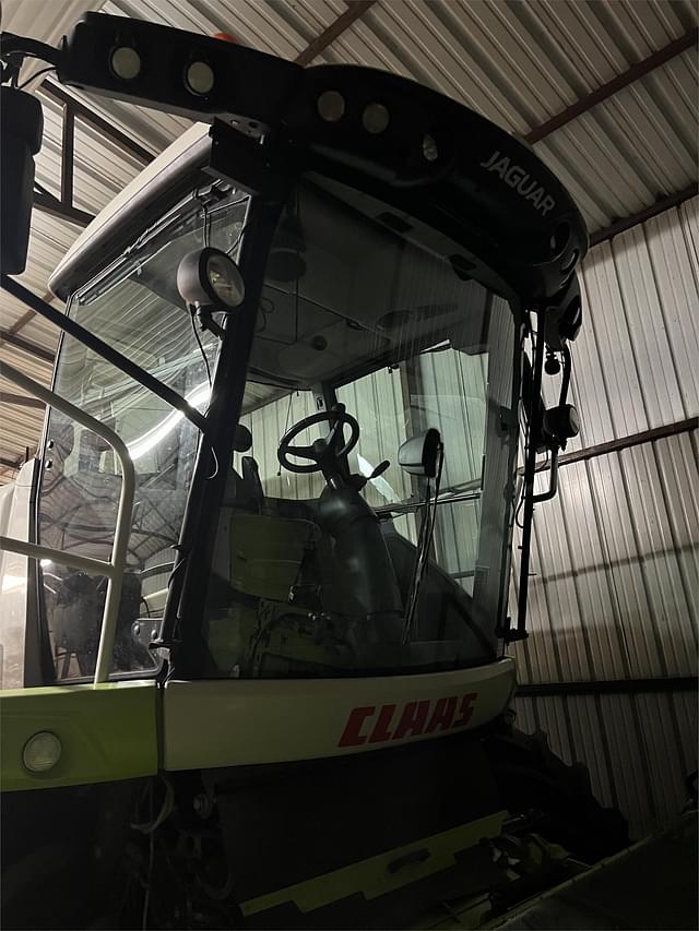 Image of CLAAS Jaguar 980 equipment image 4