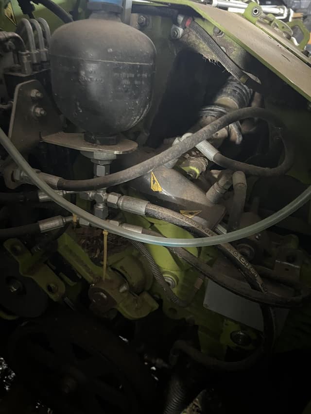 Image of CLAAS Jaguar 980 equipment image 2