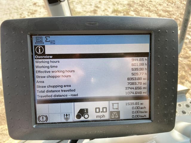 Image of CLAAS LEXION 740TT equipment image 3