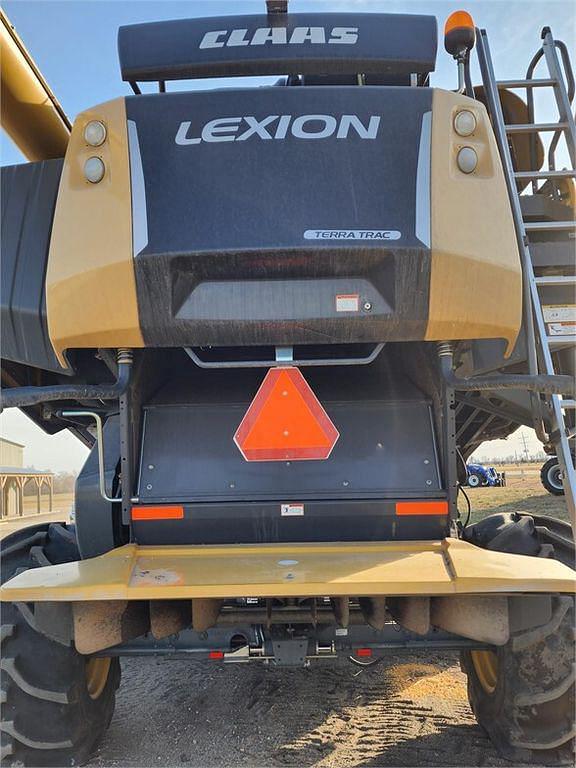 Main image CLAAS LEXION 740TT 5