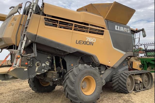 Image of CLAAS LEXION 760TT equipment image 4