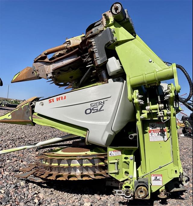 Image of CLAAS Orbis 750 equipment image 2