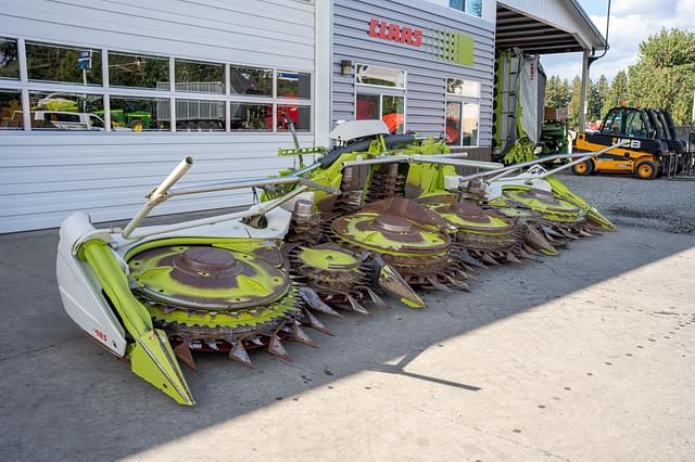 Image of CLAAS Orbis 750 equipment image 2
