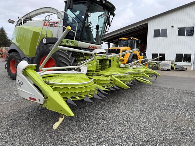 Image of CLAAS Orbis 750 equipment image 1