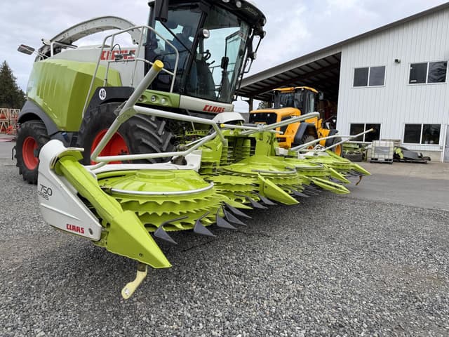 Image of CLAAS Orbis 750 equipment image 1