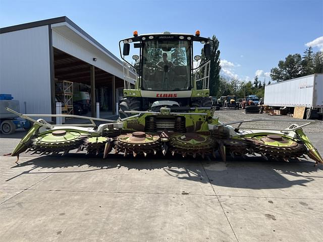 Image of CLAAS Orbis 750 equipment image 1