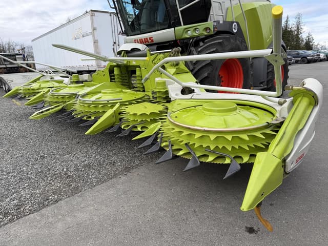 Image of CLAAS Orbis 750 equipment image 2