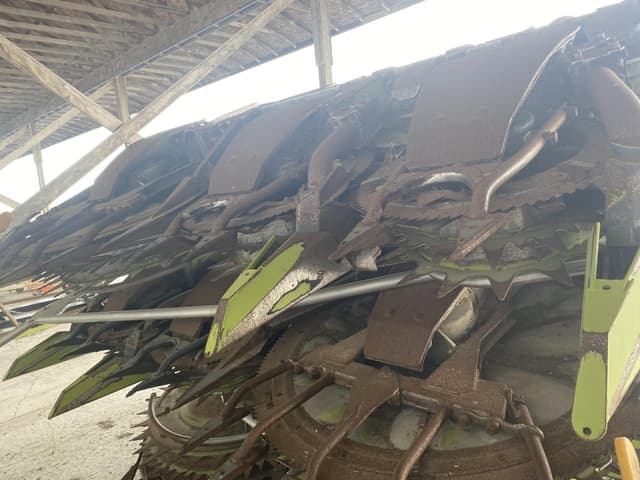 Image of CLAAS Orbis 900 equipment image 2