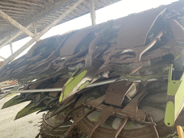 Image of CLAAS Orbis 900 equipment image 2