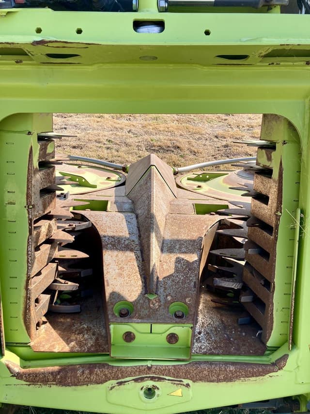 Image of CLAAS Orbis 900 equipment image 4